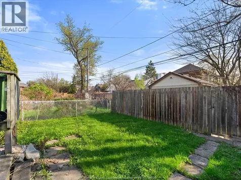 1560-1562 Dougall Avenue Windsor ON N8X 1S1