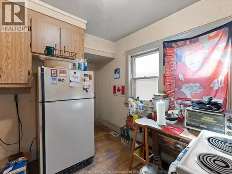 1560-1562 Dougall Avenue Windsor ON N8X 1S1