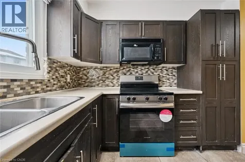 589 Beechwood Drive Waterloo ON N2T 2K9
