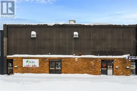 11 Mary Walk Elliot Lake ON P5A 1Z9