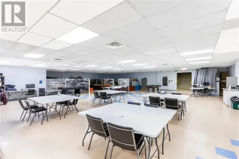 11 Mary Walk Elliot Lake ON P5A 1Z9