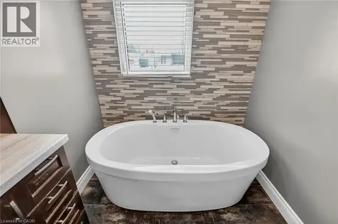 8410 Highway 3 Dunnville ON N1A 2W4