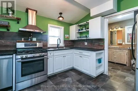 74 Rodney Street Collingwood ON L9Y 1C8