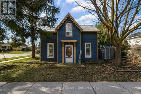74 Rodney Street Collingwood ON L9Y 1C8