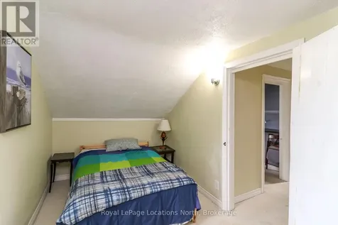 74 Rodney Street Collingwood ON L9Y 1C8