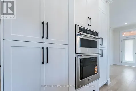 12 Orangeville Street Erin ON N0B 1Z0