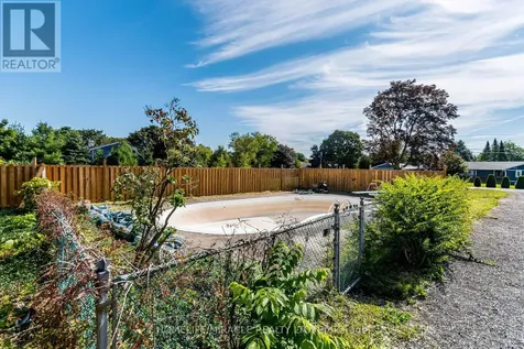 12 Orangeville Street Erin ON N0B 1Z0