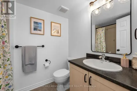 633 Lakeridge Drive Ottawa ON K4A 0H4