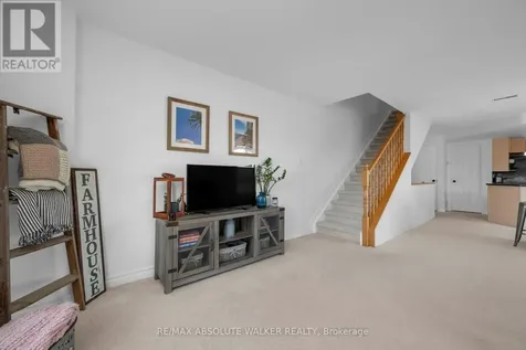 633 Lakeridge Drive Ottawa ON K4A 0H4