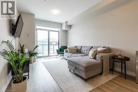 120 Springvalley Crescent Hamilton ON L9C 0G2