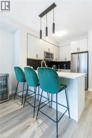 120 Springvalley Crescent Hamilton ON L9C 0G2