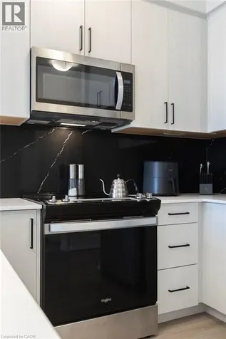 120 Springvalley Crescent Hamilton ON L9C 0G2