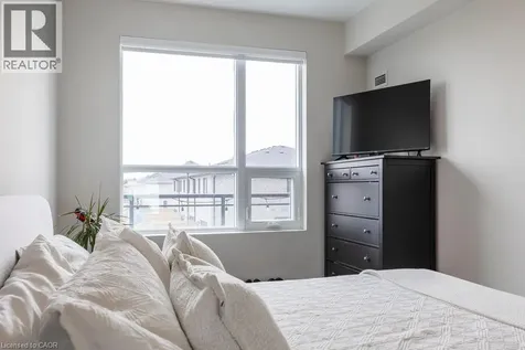 120 Springvalley Crescent Hamilton ON L9C 0G2
