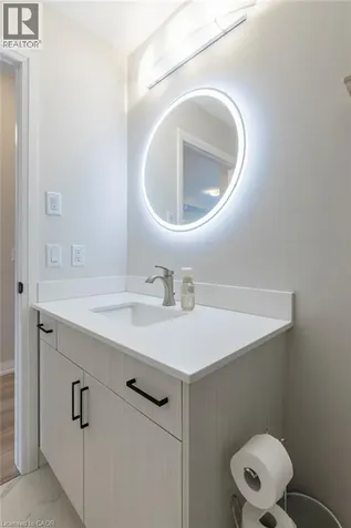 120 Springvalley Crescent Hamilton ON L9C 0G2