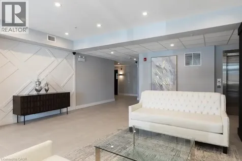 120 Springvalley Crescent Hamilton ON L9C 0G2
