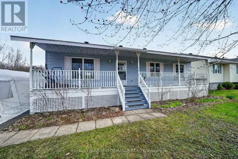 63 Columbia Avenue South Stormont ON K0C 1P0