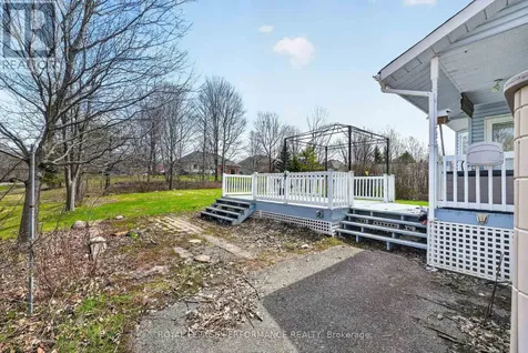 63 Columbia Avenue South Stormont ON K0C 1P0