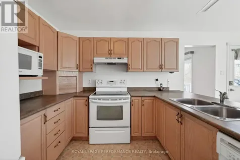 63 Columbia Avenue South Stormont ON K0C 1P0