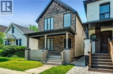 221 Rosslyn Avenue North Hamilton ON L8L 7P8