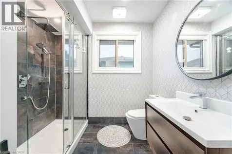 297 Mohawk Road West Hamilton ON L9C 1W2