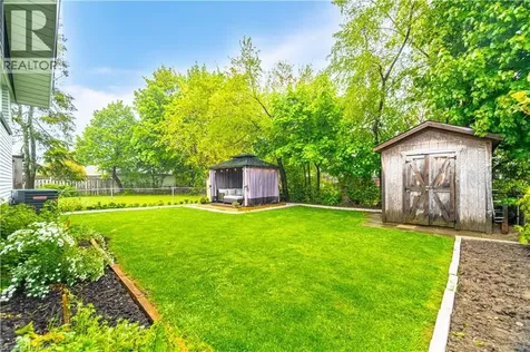 297 Mohawk Road West Hamilton ON L9C 1W2