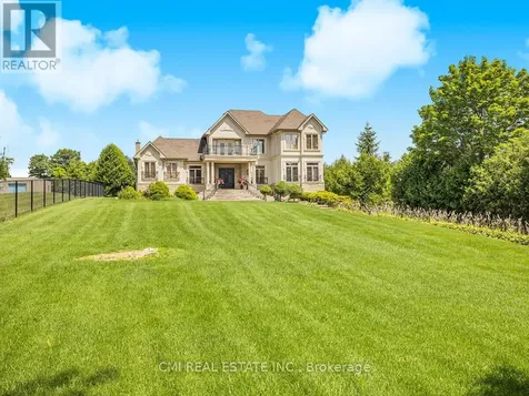 776 Woodland Acres Crescent Vaughan ON L6A 1G2