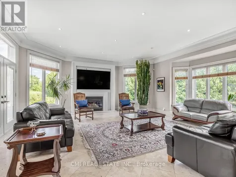 776 Woodland Acres Crescent Vaughan ON L6A 1G2