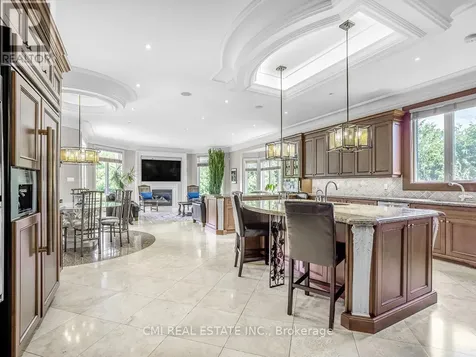776 Woodland Acres Crescent Vaughan ON L6A 1G2