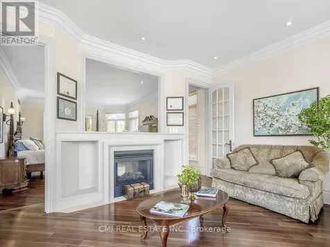 776 Woodland Acres Crescent Vaughan ON L6A 1G2