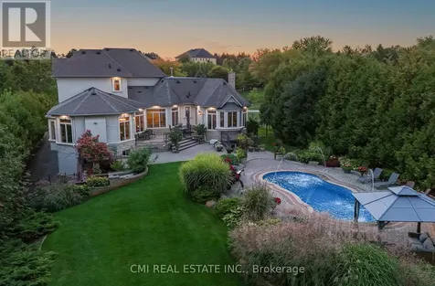 776 Woodland Acres Crescent Vaughan ON L6A 1G2