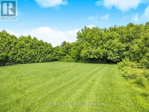 776 Woodland Acres Crescent Vaughan ON L6A 1G2
