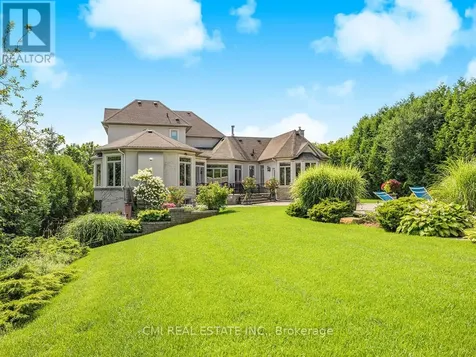776 Woodland Acres Crescent Vaughan ON L6A 1G2