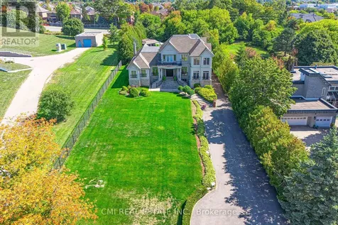776 Woodland Acres Crescent Vaughan ON L6A 1G2