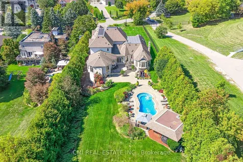 776 Woodland Acres Crescent Vaughan ON L6A 1G2