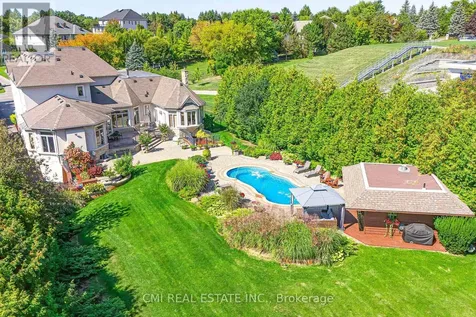 776 Woodland Acres Crescent Vaughan ON L6A 1G2