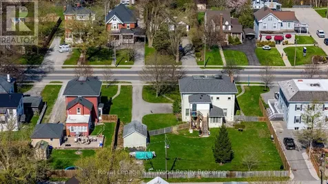 267-273 Broadway Tillsonburg ON N4G 3S5