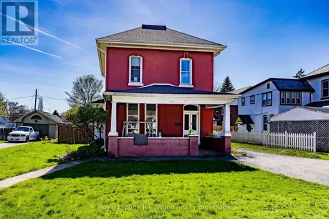 267-273 Broadway Tillsonburg ON N4G 3S5