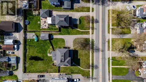 267-273 Broadway Tillsonburg ON N4G 3S5