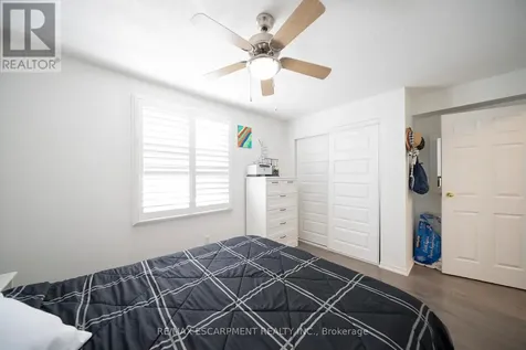9 Bonheur Court Brantford ON N3P 1Z5