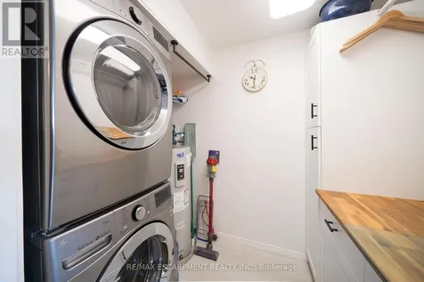9 Bonheur Court Brantford ON N3P 1Z5