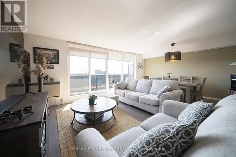 9 Bonheur Court Brantford ON N3P 1Z5