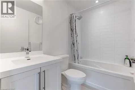 2087 Fairview Street Burlington ON L7R 0E5