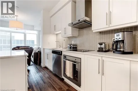2087 Fairview Street Burlington ON L7R 0E5