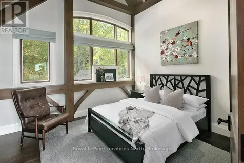 183 Lake Drive Blue Mountains ON N0H 2P0