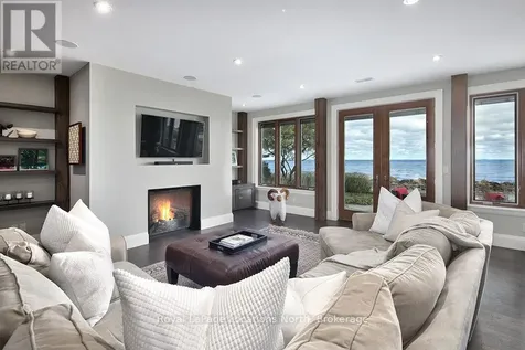 183 Lake Drive Blue Mountains ON N0H 2P0