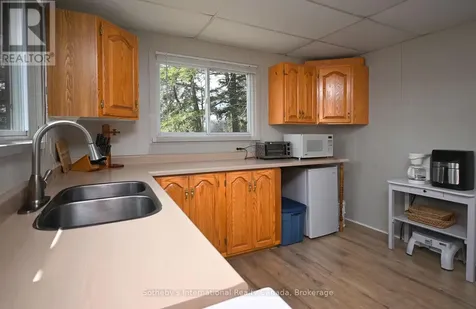 41 Deerfield Road Mckellar ON P2A 0B4