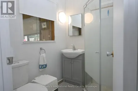 41 Deerfield Road Mckellar ON P2A 0B4