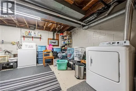 648 Francis Road Burlington ON L7T 3X7