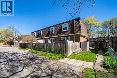 648 Francis Road Burlington ON L7T 3X7