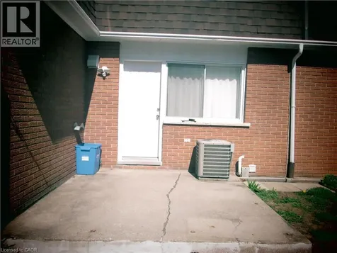 648 Francis Road Burlington ON L7T 3X7